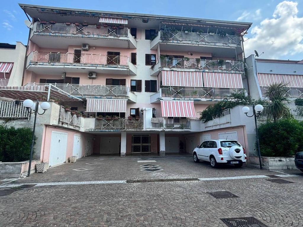 Appartamento a Caserta in Vicolo Bonghi - Foto 2