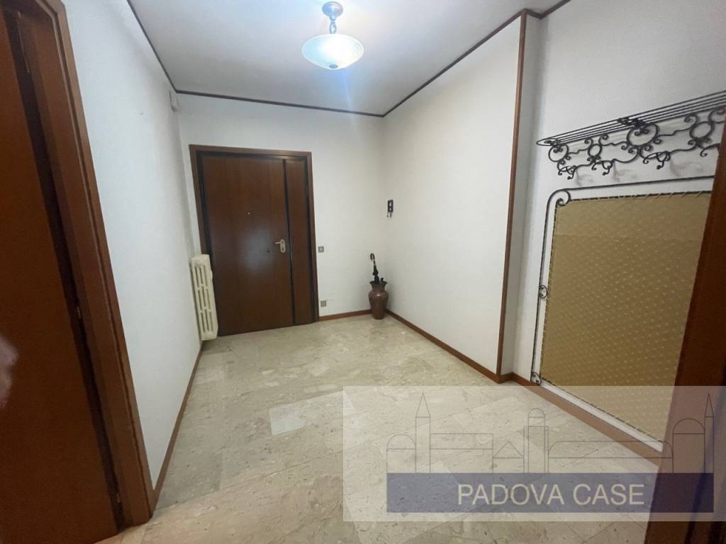 Appartamento a Padova in Via Novara - Foto 4