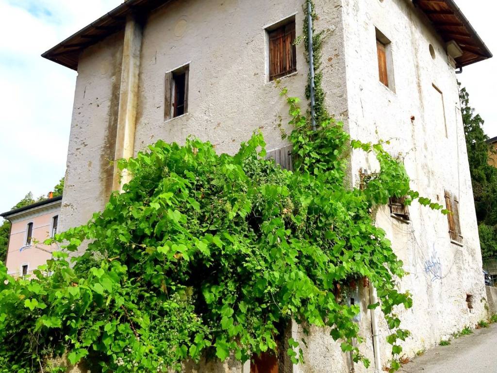 Villa a Belluno in Via Sant'Antonio, 27 - Foto 4
