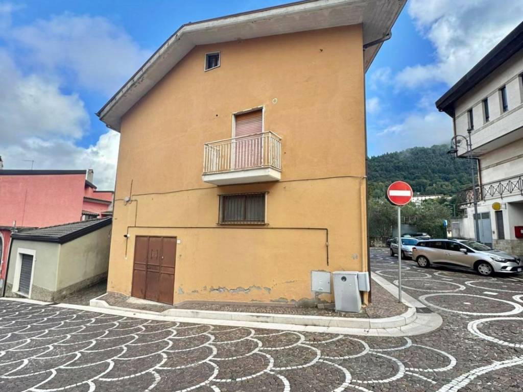 Casa indipendente a Sorbo serpico in Via Vincenzo Pennetti - Foto 2