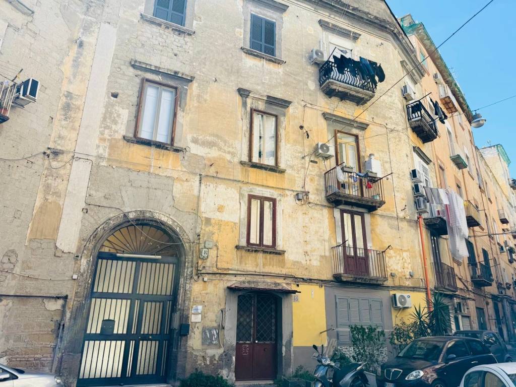 Appartamento a Napoli in Vico Cimitile - Foto 4