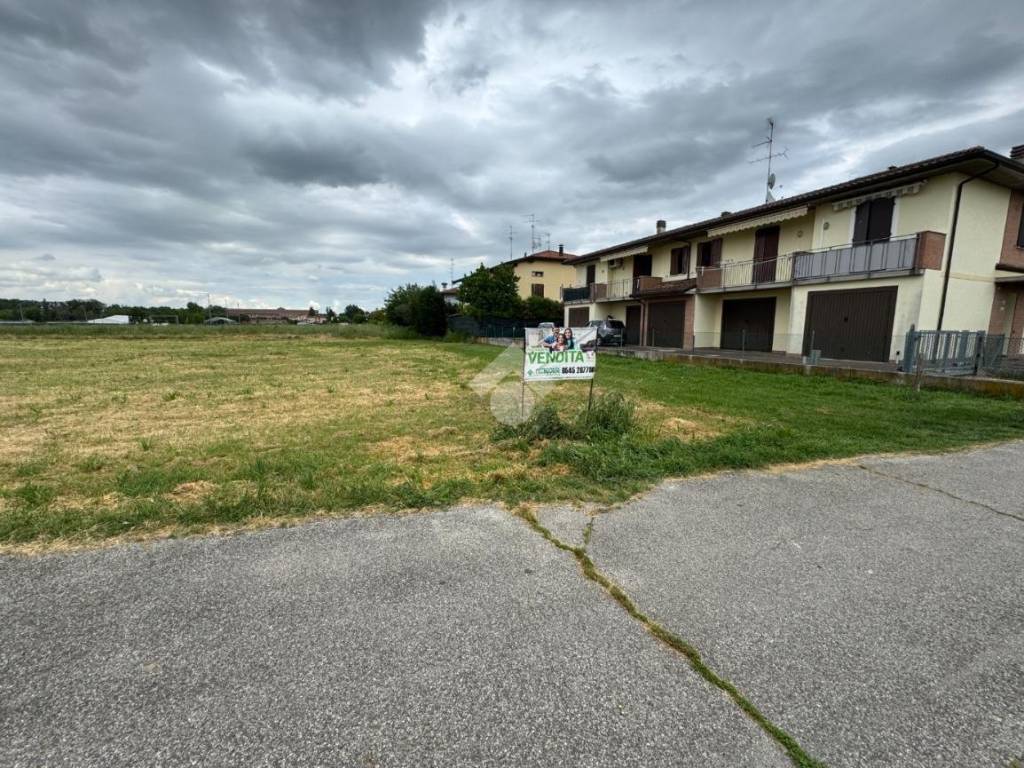 Terreno a Massa lombarda in Via Castelletto - Foto 2