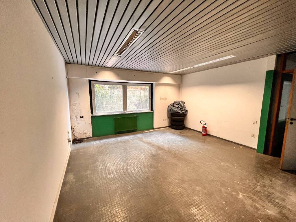 Box / garage a Napoli in Via Consalvo, 120 - Foto 4