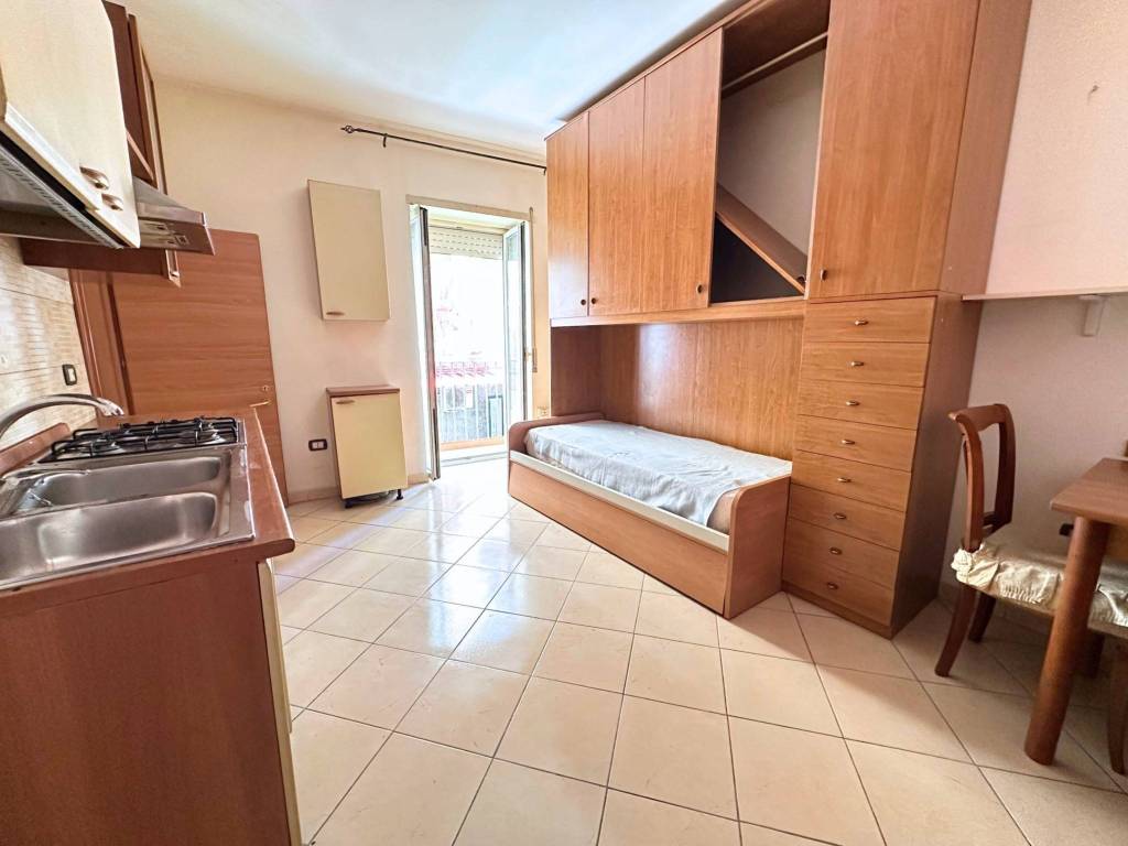 Appartamento a Napoli in Via Santa Maria Antesaecula, 124 - Foto 2