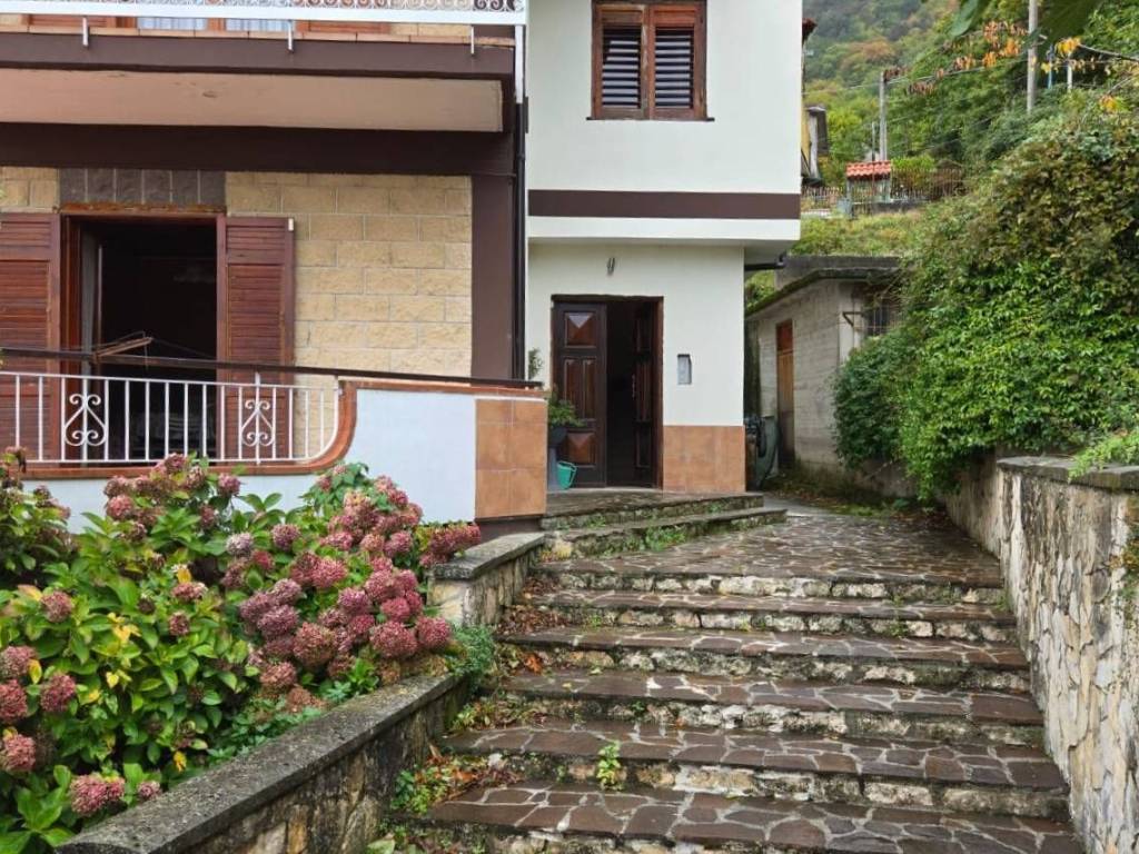 Villa a Ospedaletto d'alpinolo in Via Montevergine - Foto 3