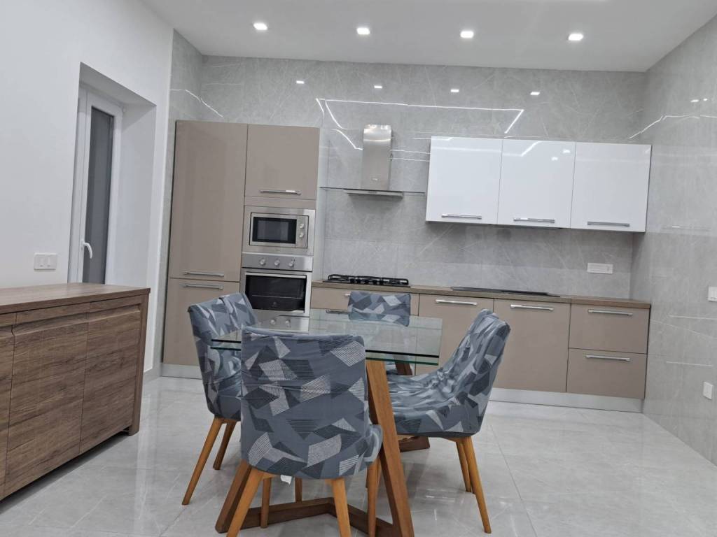 Villa a Terracina in Via Adriano Olivetti - Foto 2