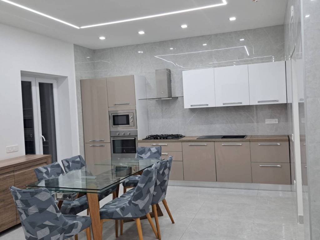 Villa a Terracina in Via Adriano Olivetti - Foto 3