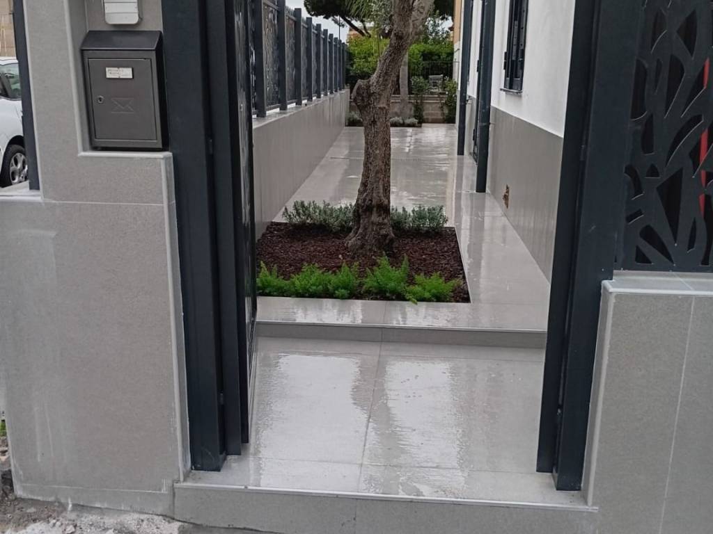 Villa a Terracina in Via Adriano Olivetti - Foto 4
