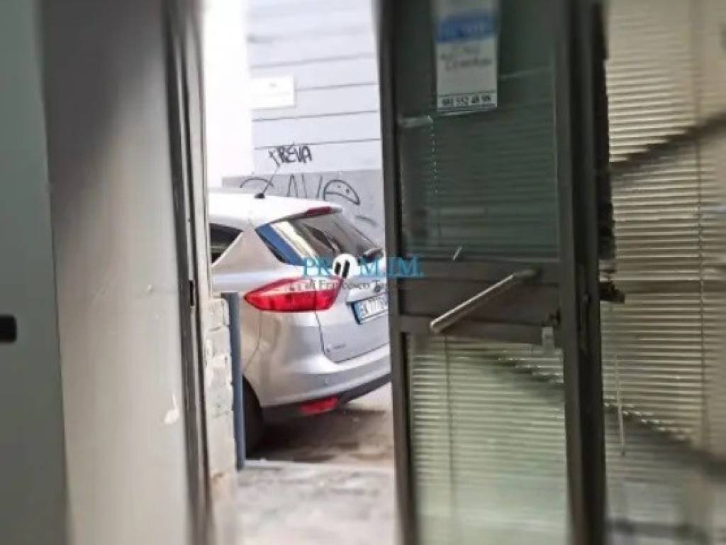 Immobile a Napoli in Via Marco Aurelio Severino, 12 - Foto 3