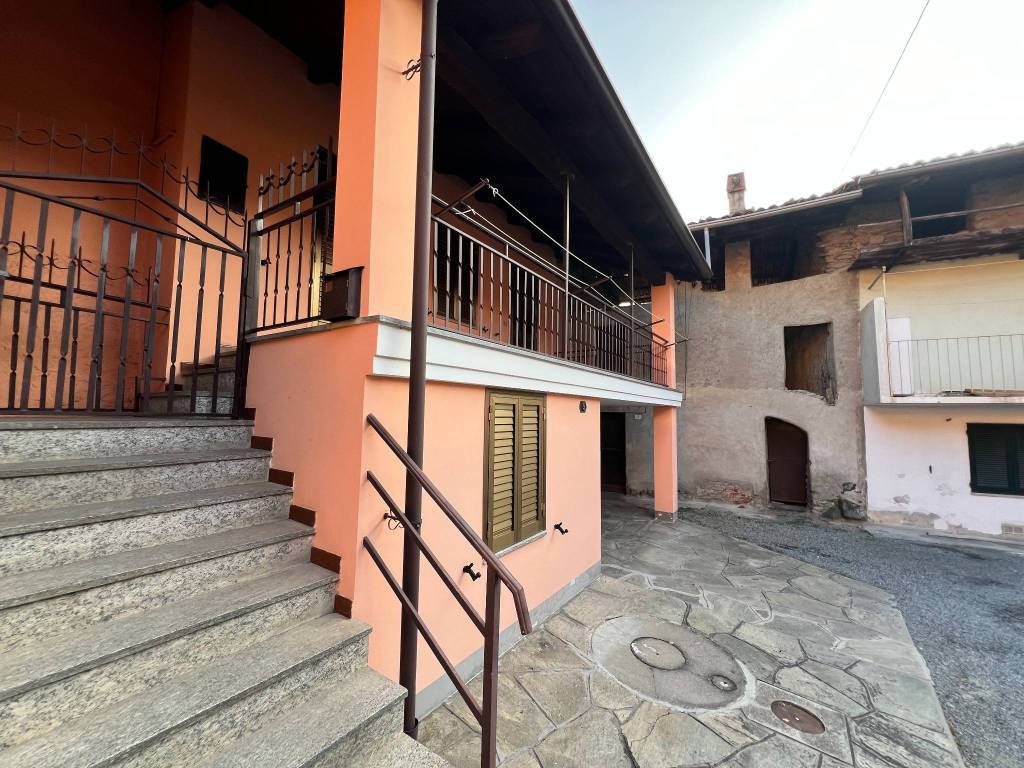 Casa indipendente a Caprie in Borgata Chiodo, 9 - Foto 4