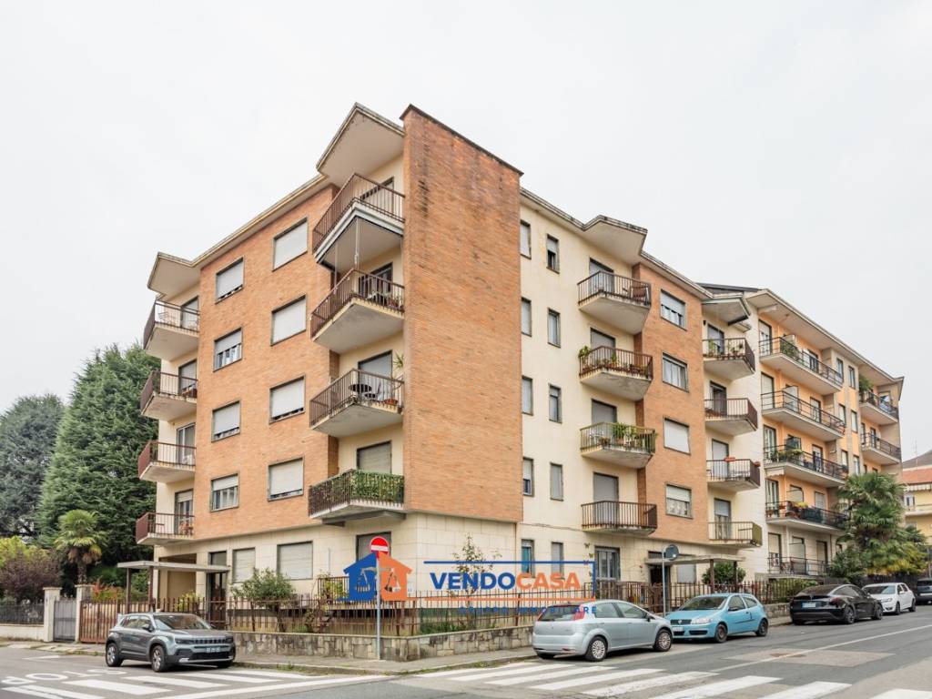 Appartamento a Pinerolo in Via Paolo Boselli, 10 - Foto 2