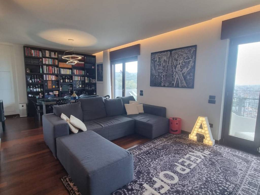 Appartamento a Salerno in Viale degli Eucalipti, 36 - Foto 2