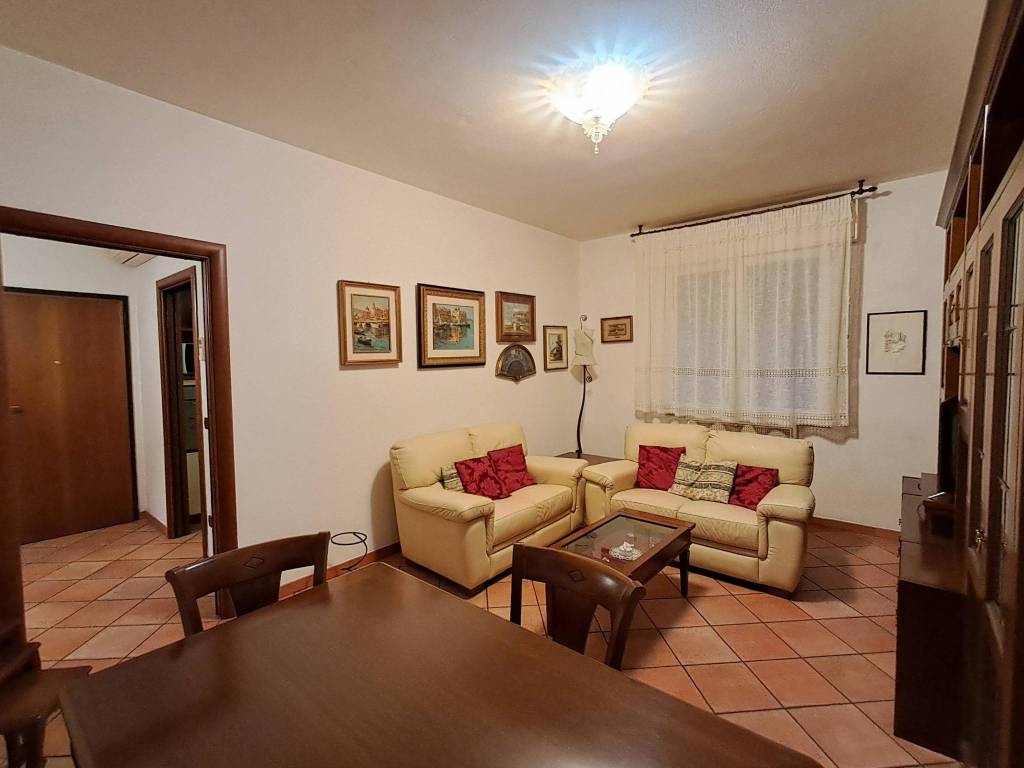Appartamento a Ferrara in Via Antonio Fortunato Oroboni - Foto 2