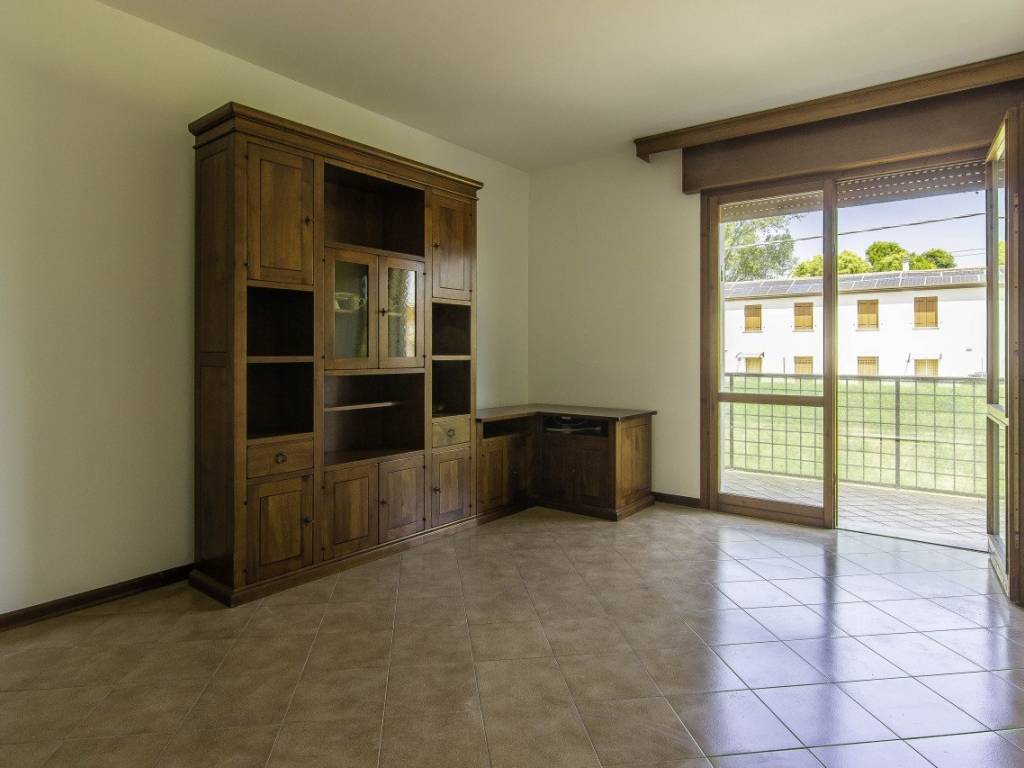 Appartamento a Padova in Via Decorati al Valore Civile 23 - Foto 2
