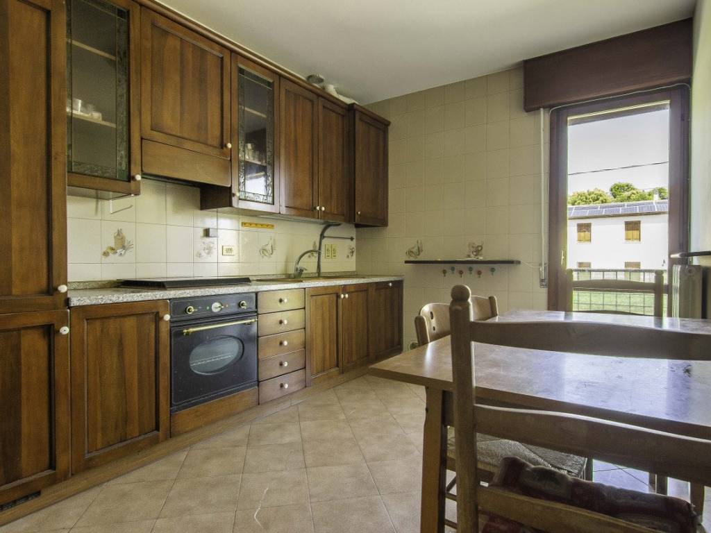 Appartamento a Padova in Via Decorati al Valore Civile 23 - Foto 4