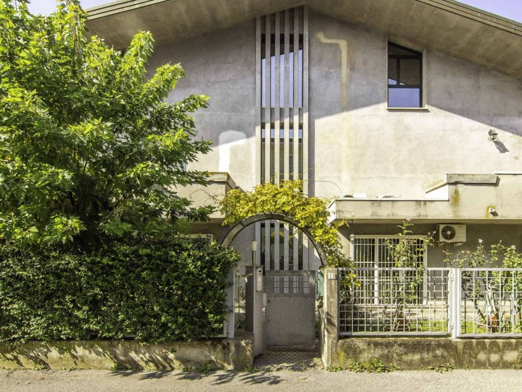Casa indipendente a Padova in Via Egidio Forcellini, 221 - Foto 2