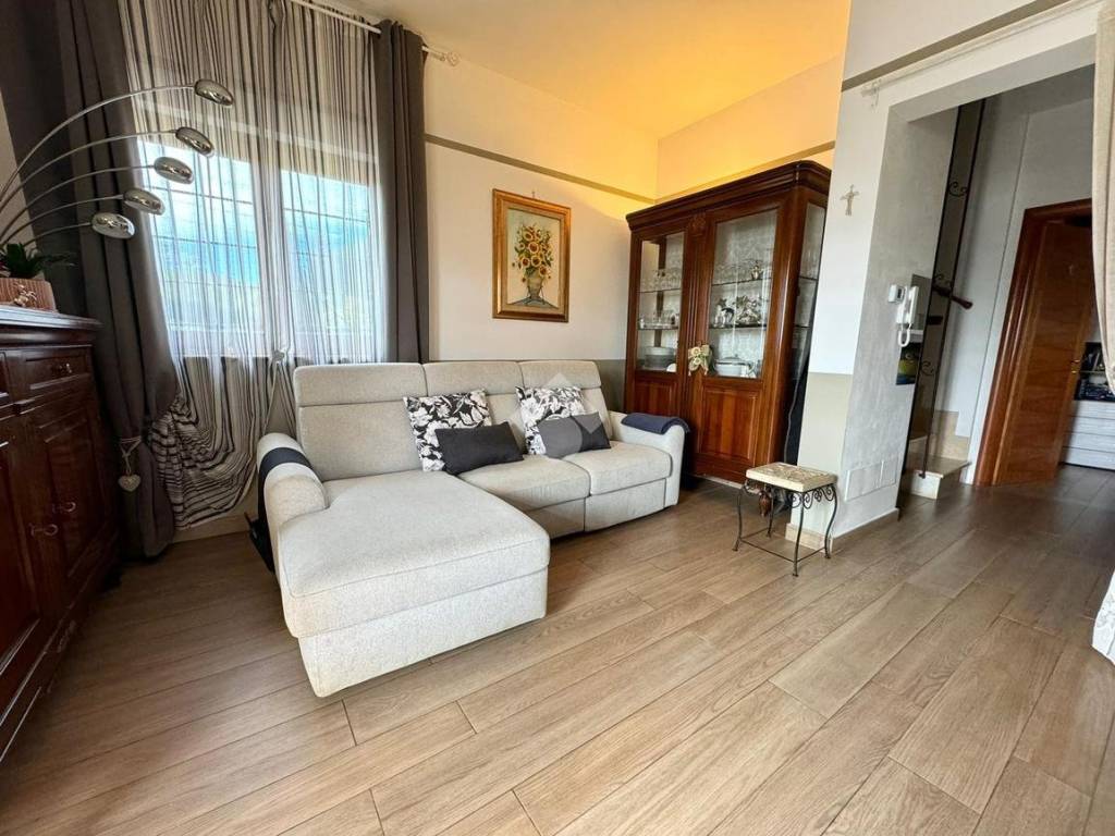 Villa a San cesareo in Via Francesco Crispi, 26 - Foto 4