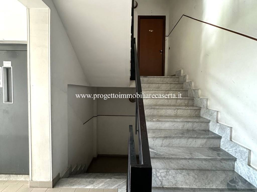 Attico / mansarda a Macerata campania in Via Italia - Foto 4