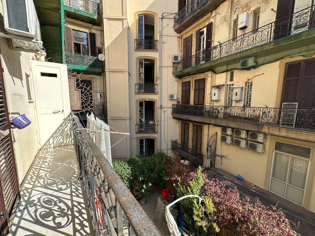 Appartamento a Napoli in Corso Umberto I, 179 - Foto 4