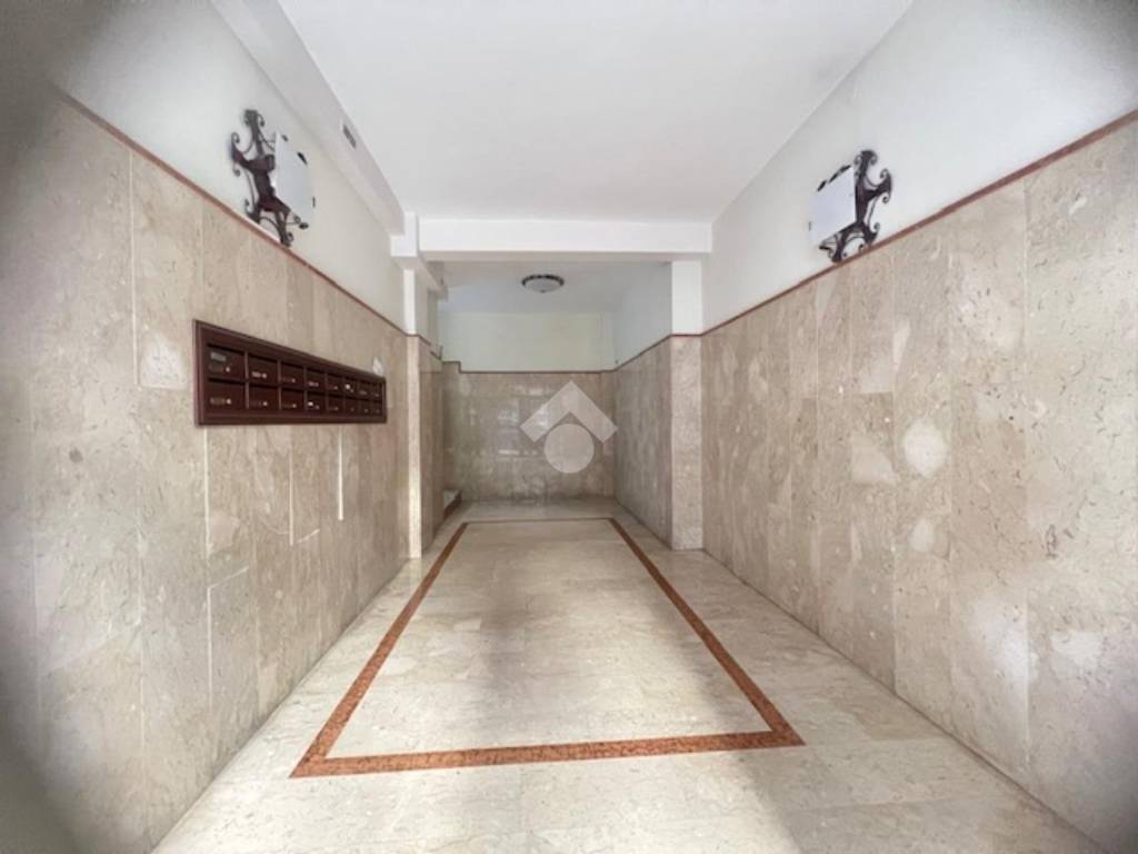 Appartamento a Napoli in Via francesco arnaldi, 45 - Foto 2