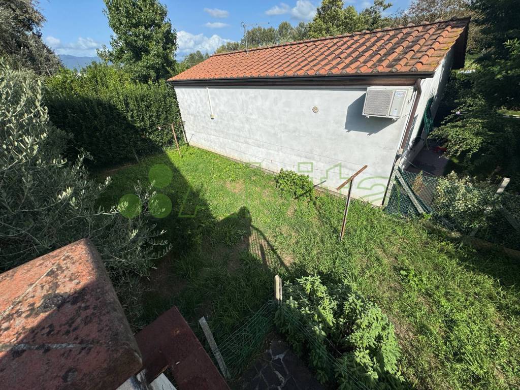 Appartamento a Lucca in VIA DI SORBANO DEL VESCOVO - Foto 3