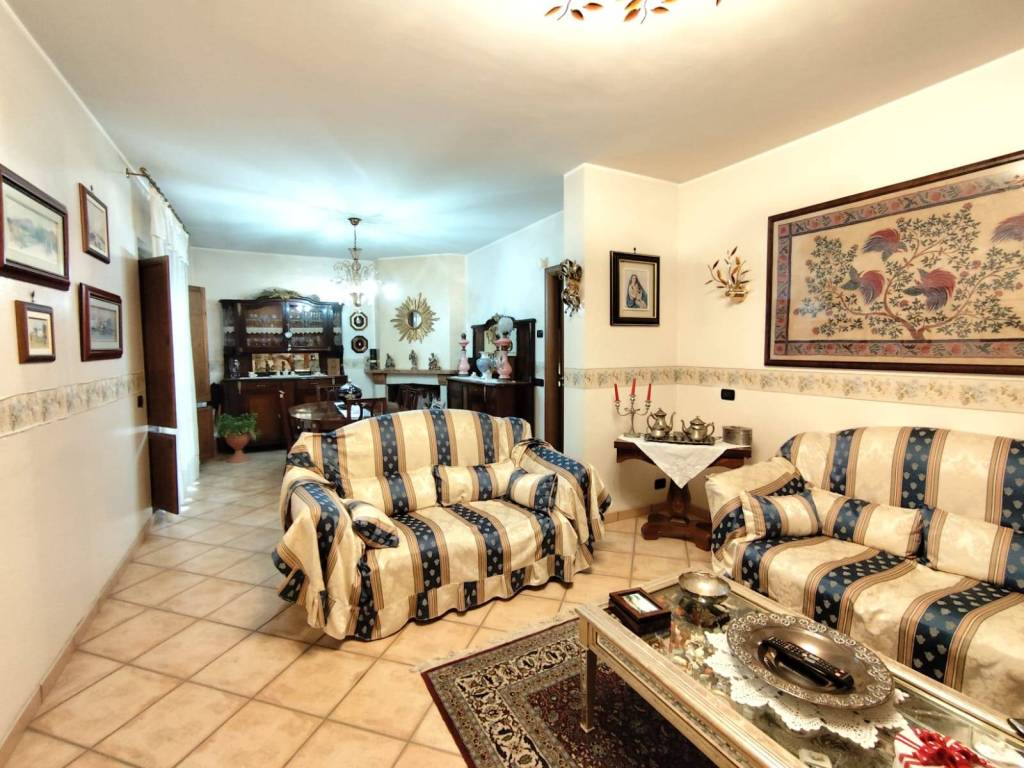 Villetta a schiera a San nicola la strada in Via Ettore Majorana - Foto 5