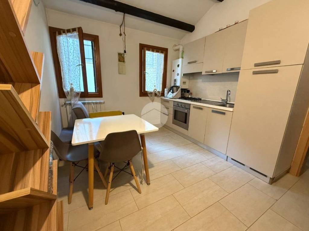 Appartamento a Chioggia in Via sottomarina, 205 - Foto 2