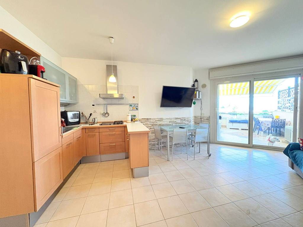 Appartamento a Santa marinella in Via Aurelia, 183 - Foto 3