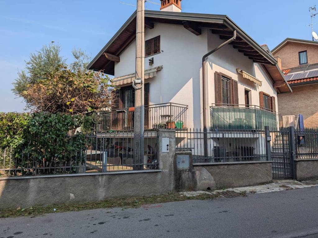 Villa a Uboldo in Via Giuseppe Verdi, 1 - Foto 3