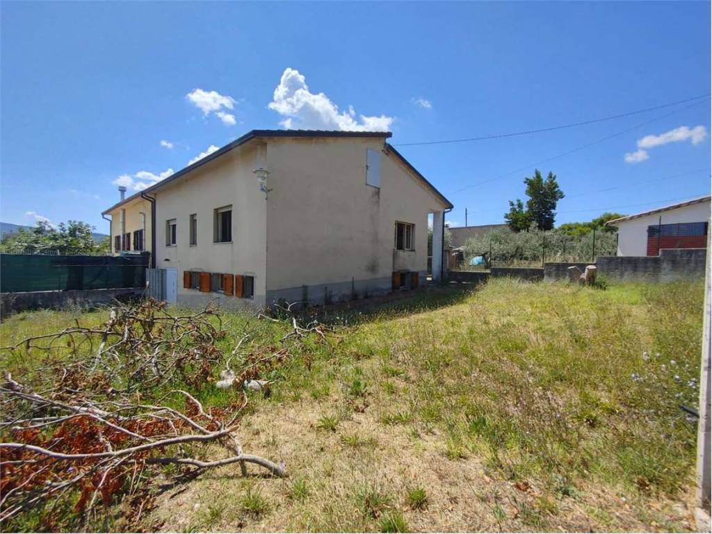 Casa indipendente a Gualdo cattaneo - Foto 2