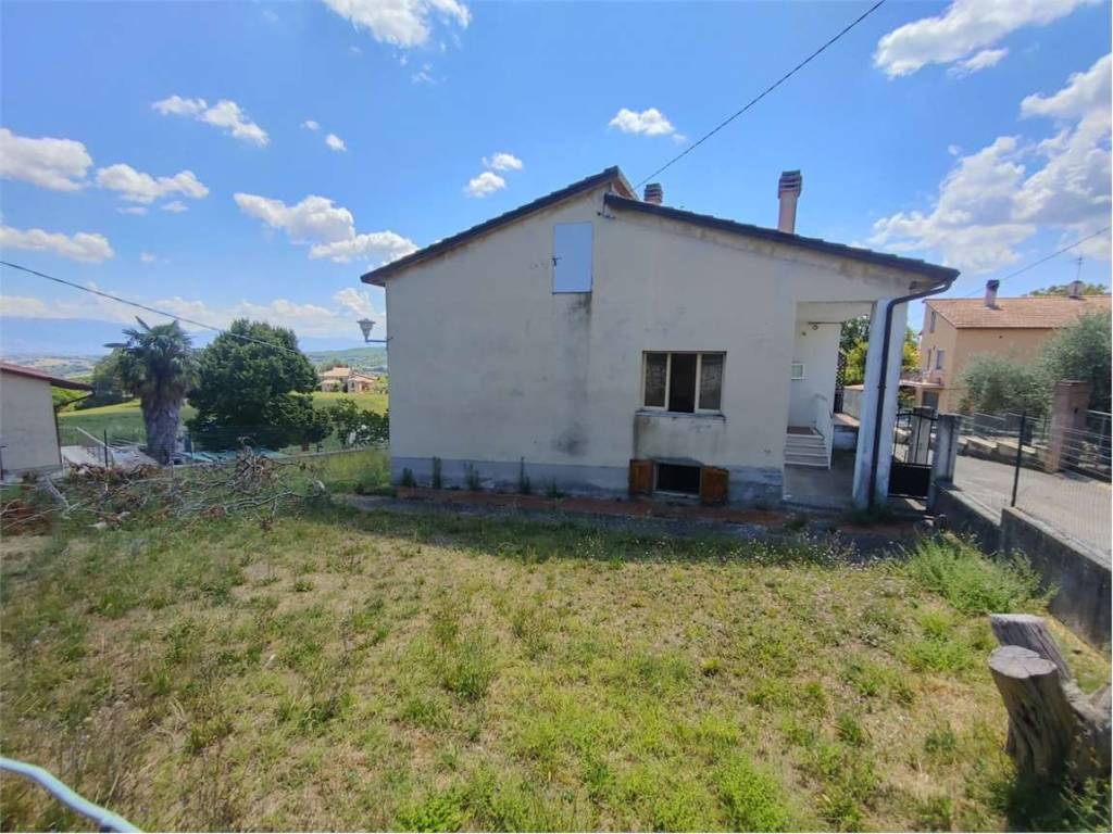 Casa indipendente a Gualdo cattaneo - Foto 4