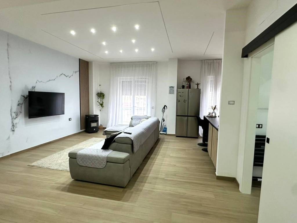 Appartamento a Casoria in Via Alfonso La Marmora, 8 - Foto 2