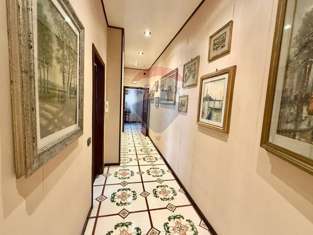 Appartamento a Napoli in Via Giuseppe Bonito - Foto 4