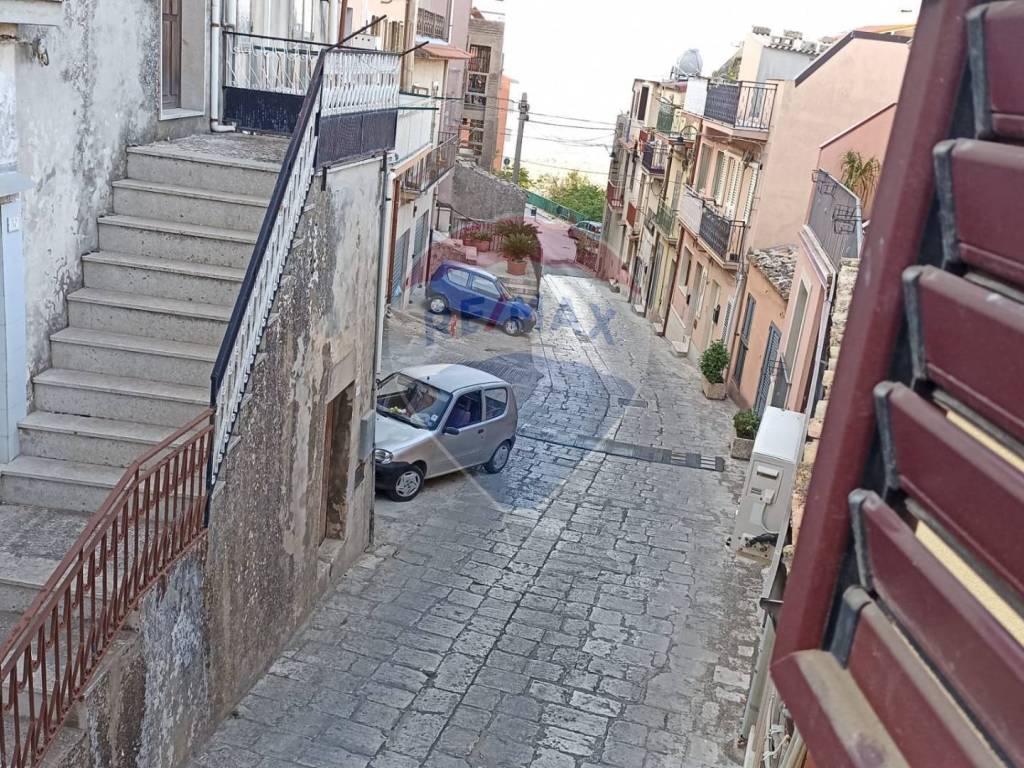 Casa indipendente a Chiaramonte gulfi in via Alcanata, 24 - Foto 4