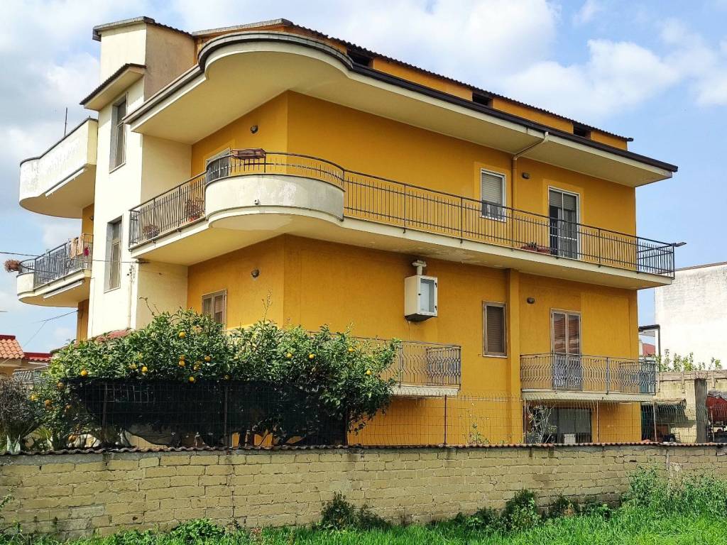 Appartamento a Acerra in Via Alcide De Gasperi - Foto 2