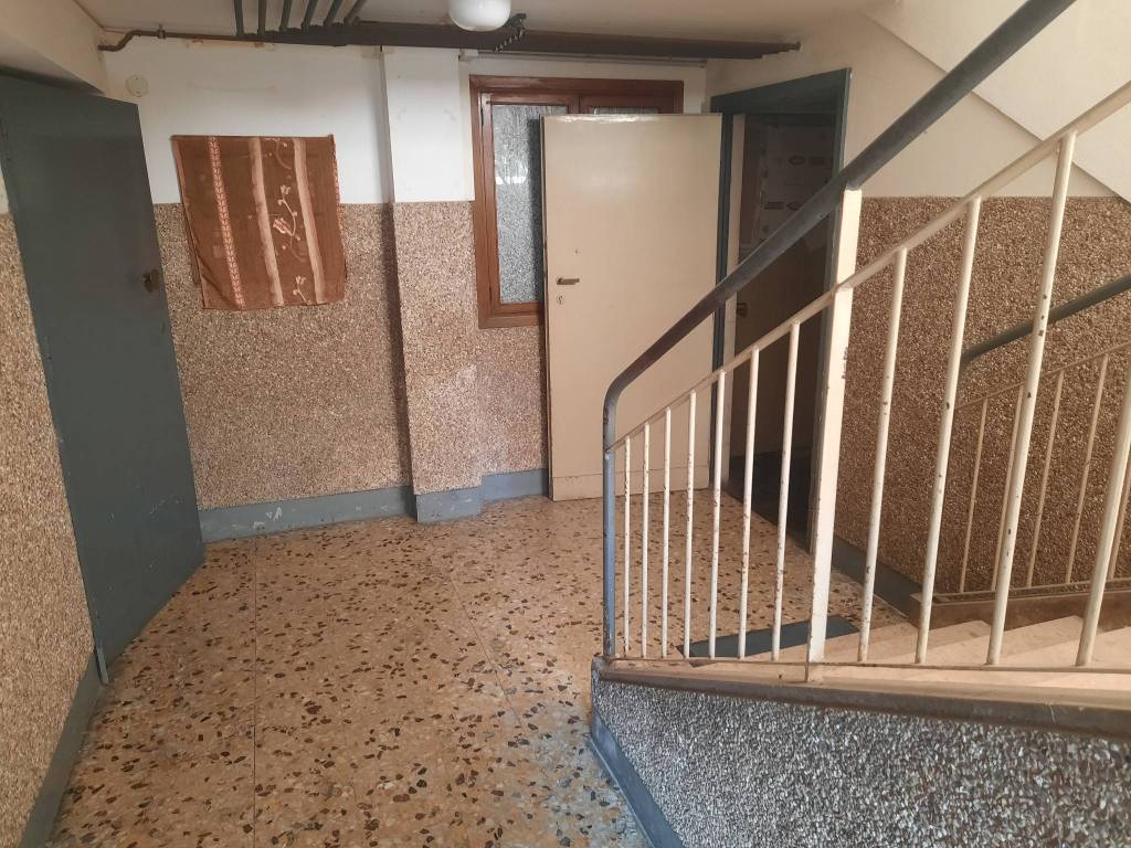 Attico / mansarda a Massa lombarda in Piazza Marmirolo, 15 - Foto 4