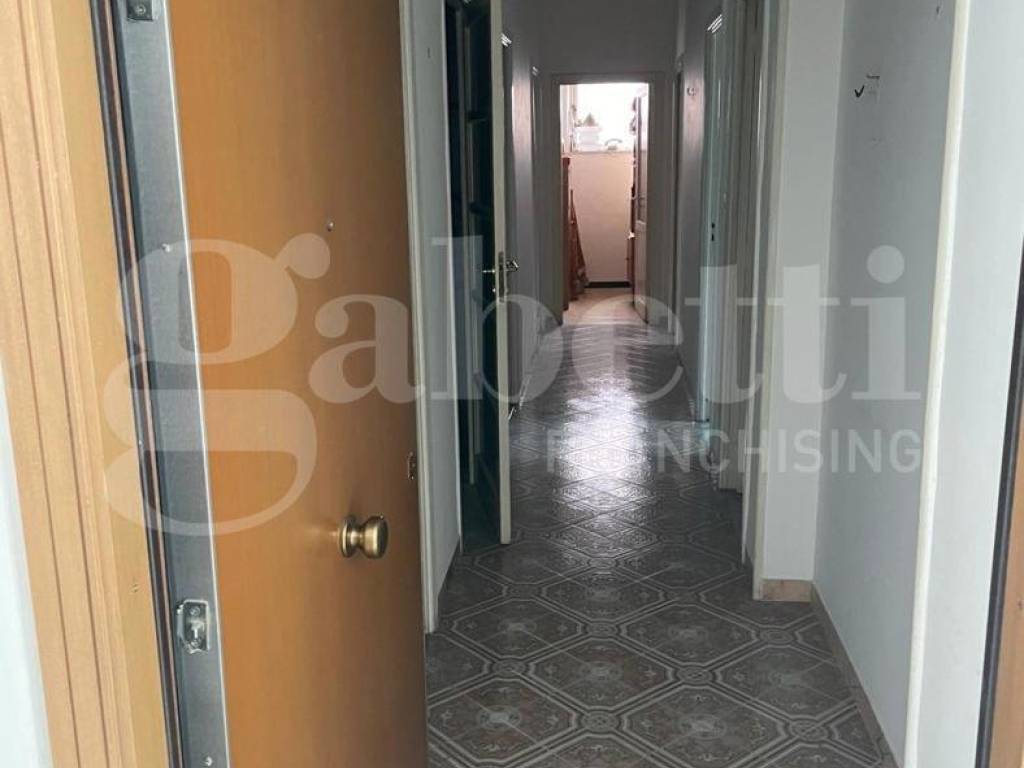 Appartamento a Sessa aurunca in Viale Trieste, 46 - Foto 2