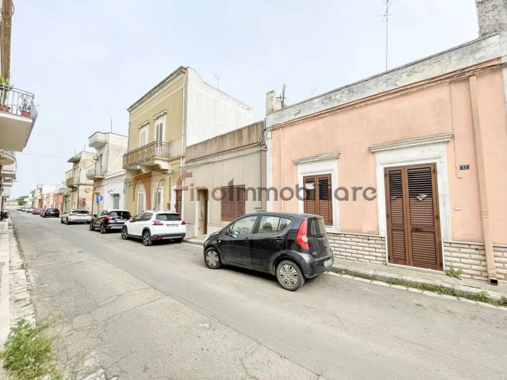 Casa indipendente a San pietro vernotico in Via Cristoforo Colombo, 32 - Foto 3