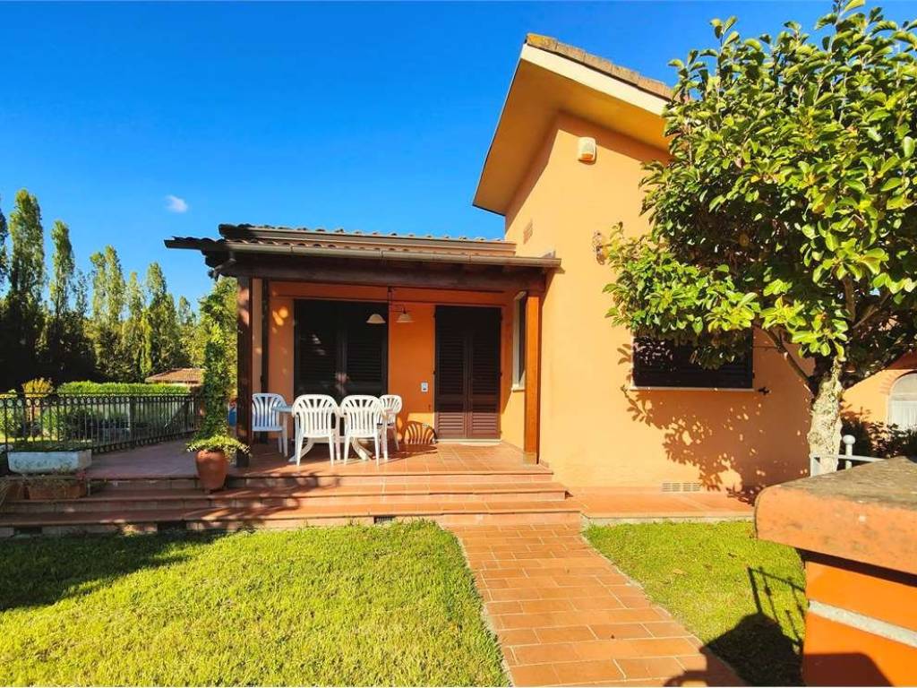 Villa a Capannori in Via delle Ville, 216 - Foto 3