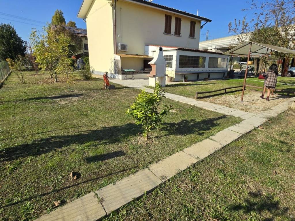 Villa a Modena in Via Nonantolana, 898 - Foto 4