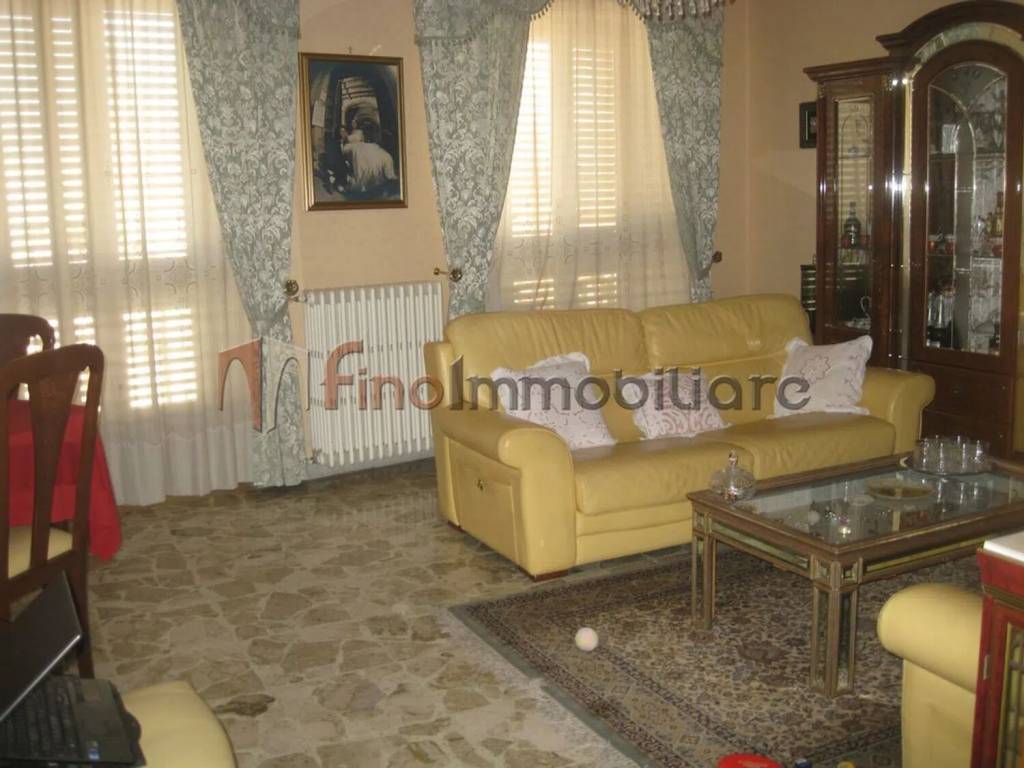 Casa indipendente a San pietro vernotico in Via Cellino, 89 - Foto 4