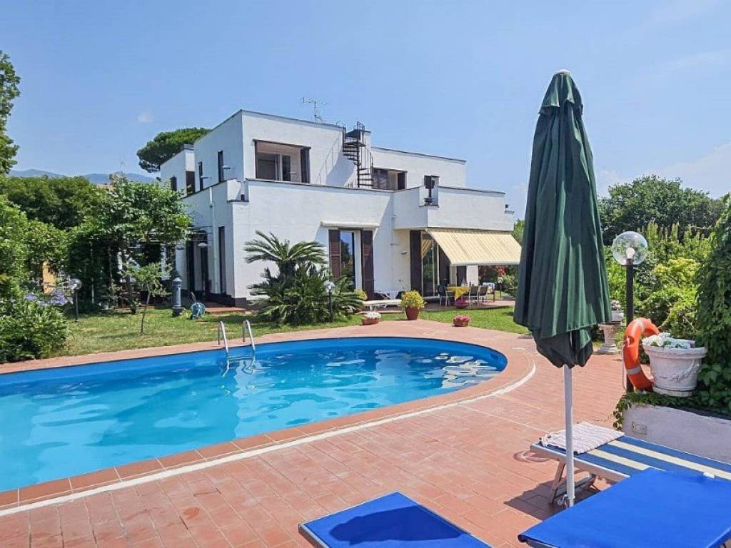 Villa a Arenzano in VIA DEL PINO - Foto 2