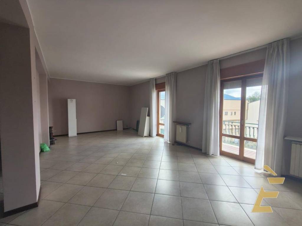 Appartamento a L'aquila in viale caduti di via fani, 3 - Foto 5