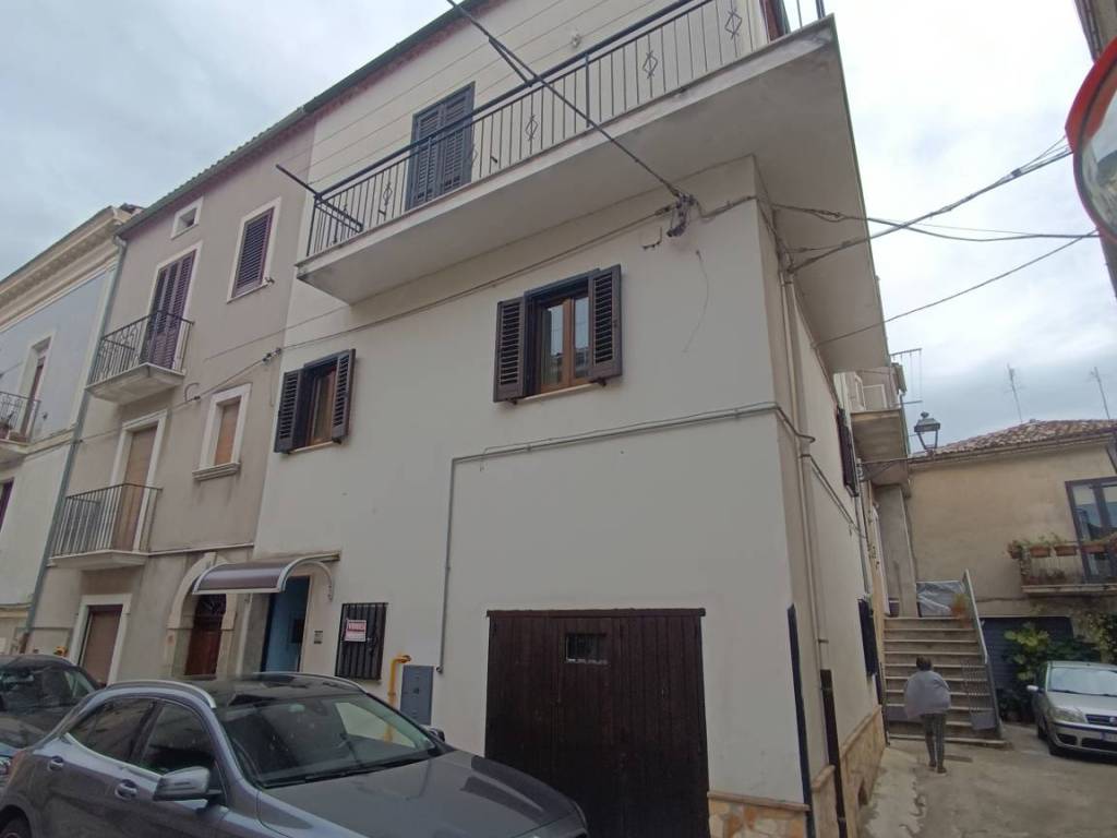 Casa indipendente a Padula in Via Duca degli Abruzzi - Foto 3