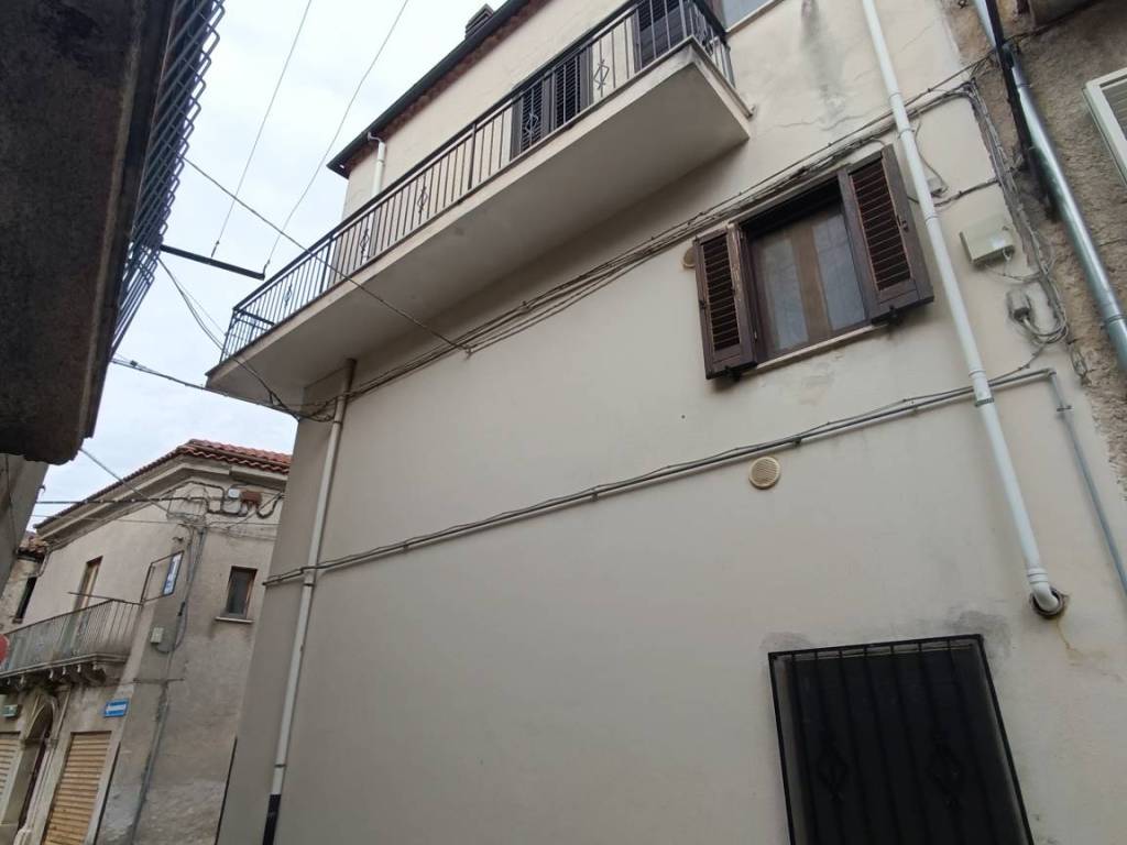 Casa indipendente a Padula in Via Duca degli Abruzzi - Foto 4