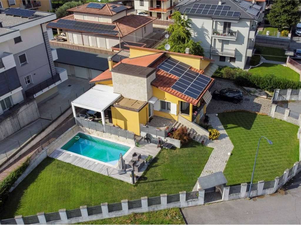 Villa a Romano di lombardia in VIA ANTONIO GALBIATI , 38 - Foto 2