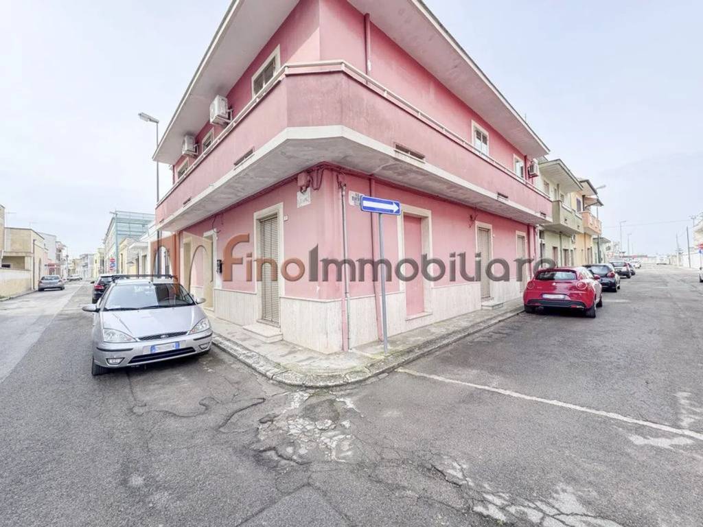 Appartamento a Cellino san marco in Via Edmondo De Amicis, 19 - Foto 3