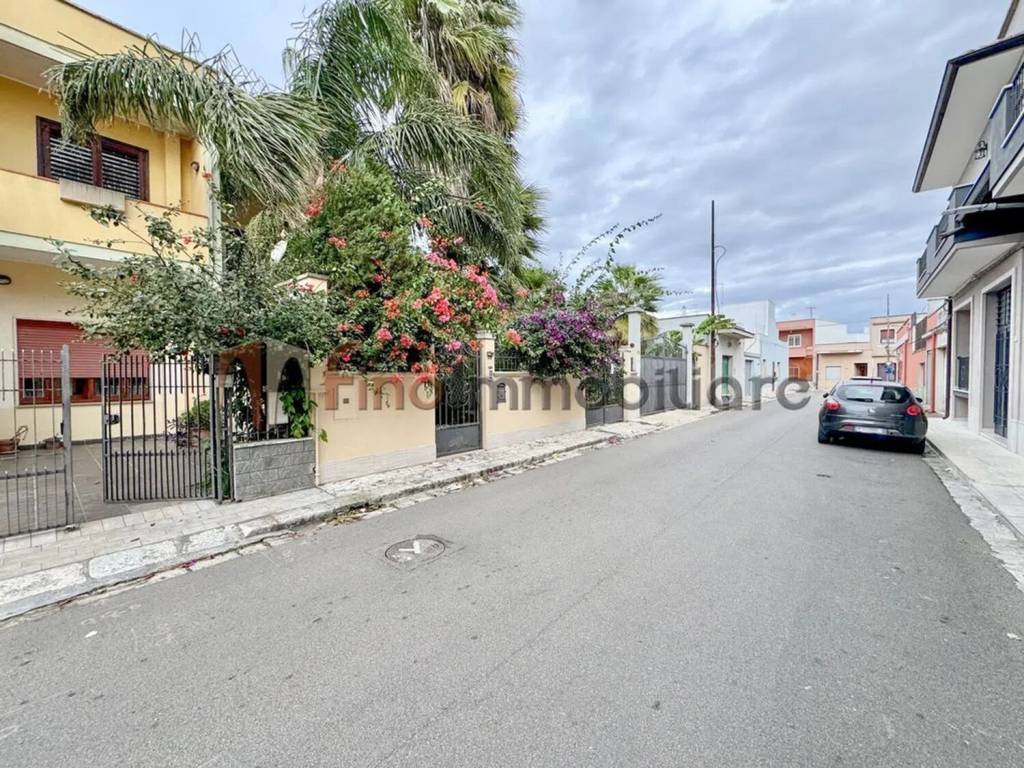 Casa indipendente a San pietro vernotico in Via Don Luigi Sturzo, 23 - Foto 5