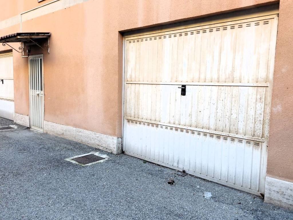 Box / garage a Messina in Via Umberto Terracini - Foto 4