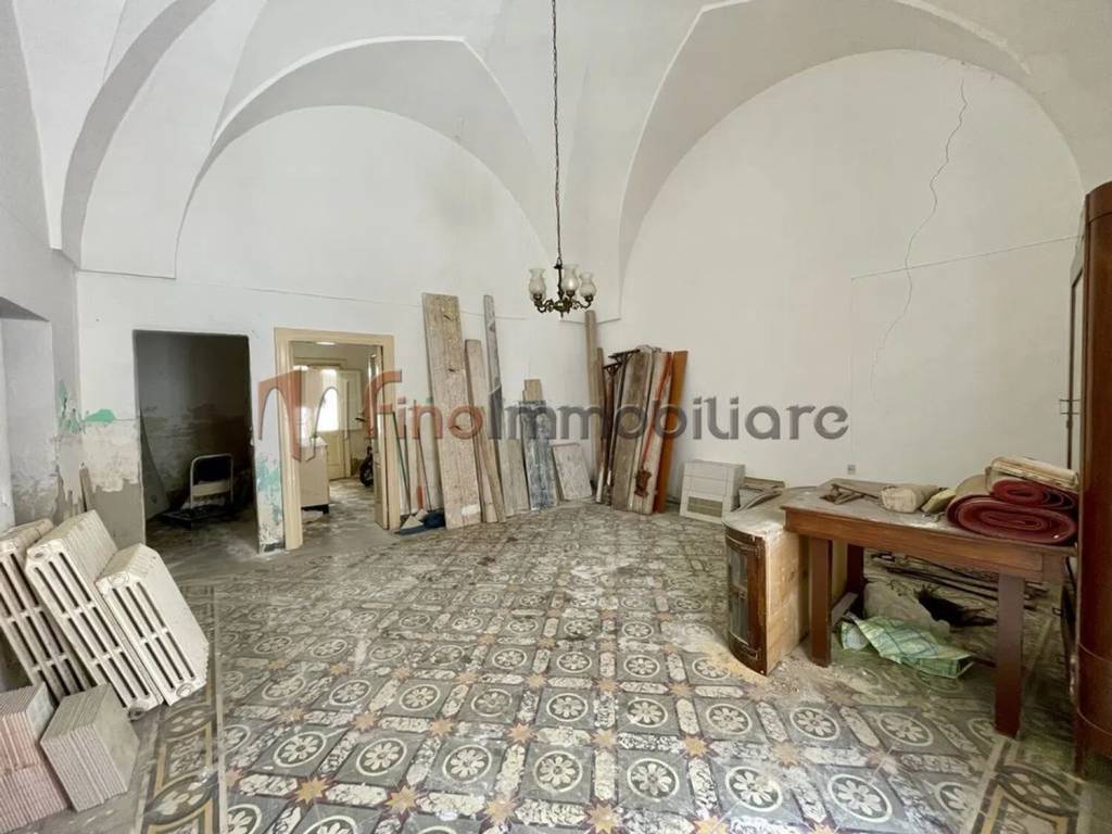 Casa indipendente a San pietro vernotico in Piazza Regina Margherita, 3 - Foto 4